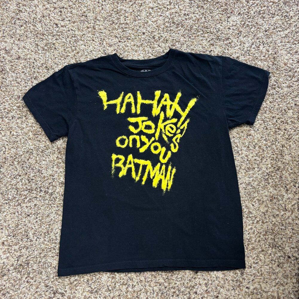 Batman / Joker T-Shirt - Men's Size M - Preowned - 2081